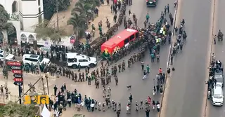 কড়া নিরাপত্তায় এগোচ্ছে তারেক রহমানের গাড়ি বহর